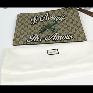 Like new Gucci pouch
